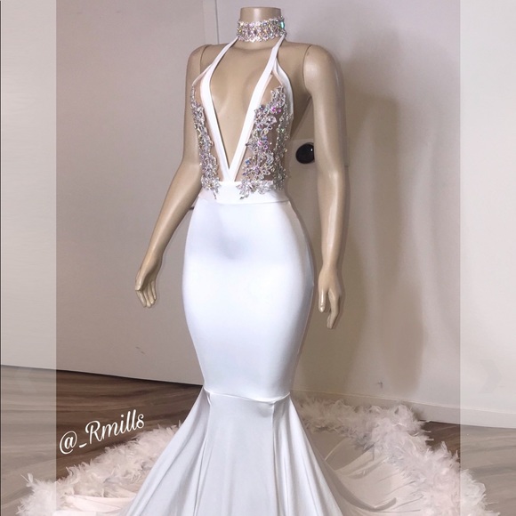 never before opened prom gown (can be tailored) - Picture 2 of 2